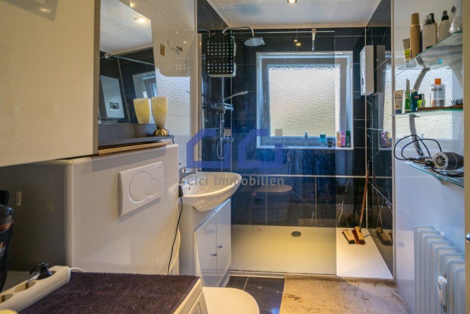 05 Badezimmer modernisiert Etagenwohnung L�denscheid