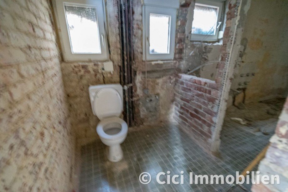 16. WC Zweifamilienhaus Schalksm�hle