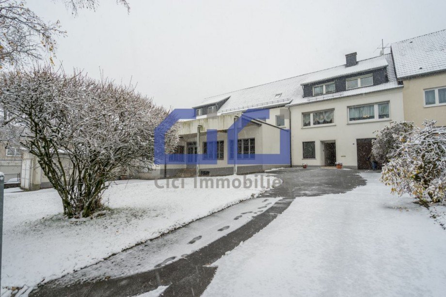  Einfamilienhaus L�denscheid