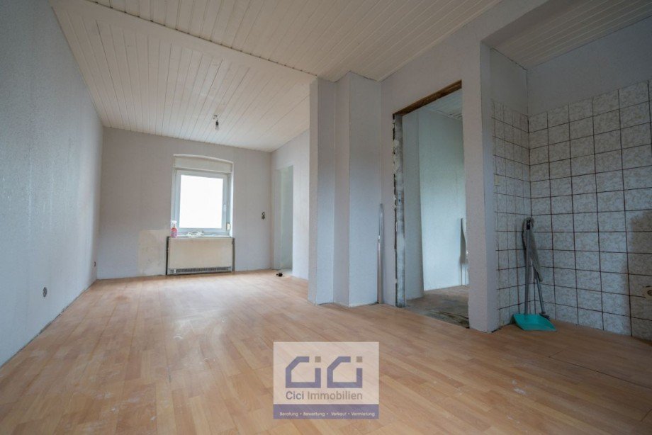 10. 1OG Wohnkueche Zweifamilienhaus Altena