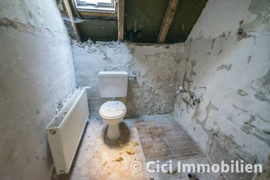 22. Bad OG Zweifamilienhaus Schalksm�hle