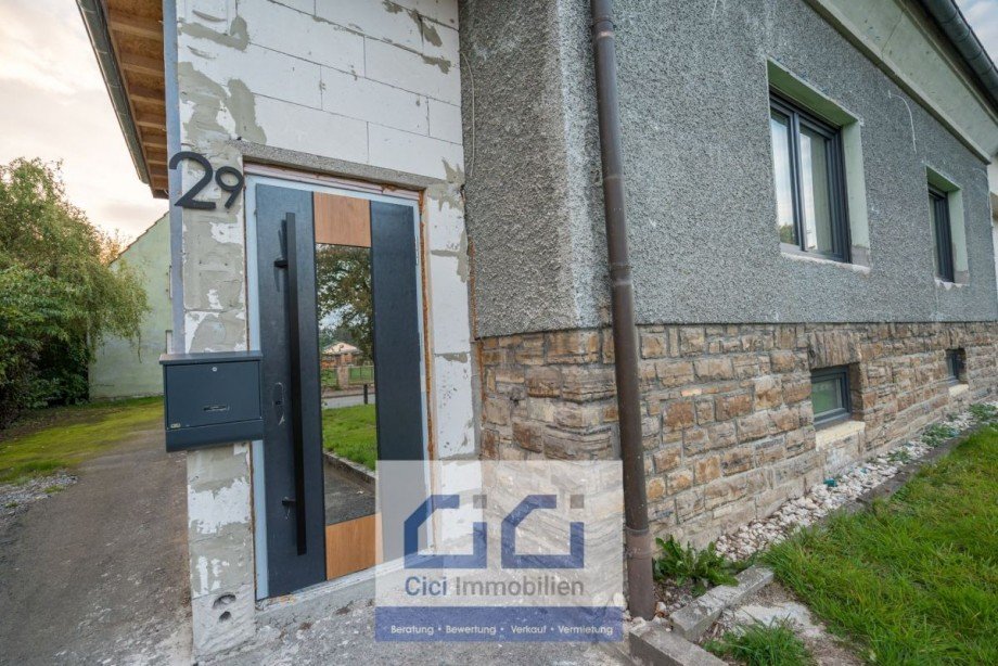 8 Neue Haust�r min Einfamilienhaus Neuenrade