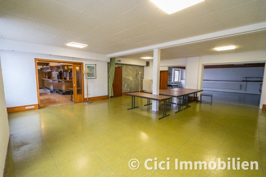 5.Saalbereich Mehrfamilienhaus Neuenrade