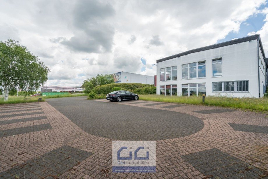 8 Halle Neuenrade