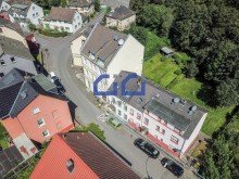 DJI 0541 min Mehr Raum, mehr Rendite: Dreifamilienhaus mit Ladenlokal und Kaufpreisfaktor 10 in Werdohl