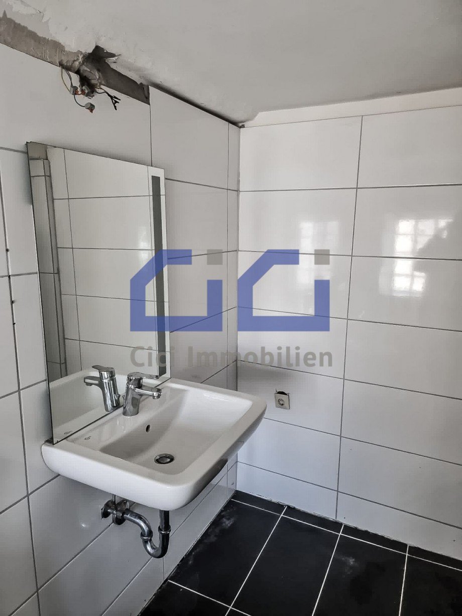 Bad 2 Dachgeschosswohnung Werdohl