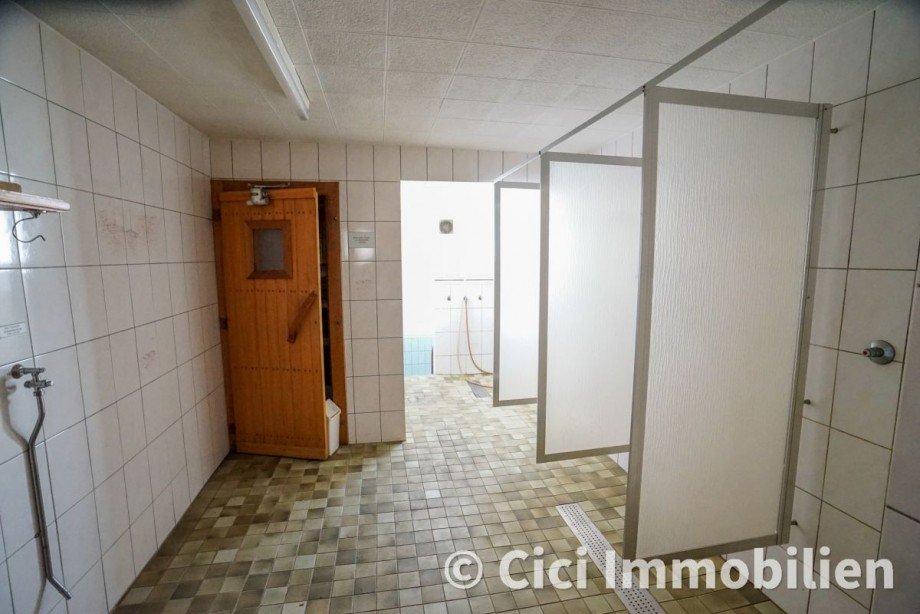 16. Badezimmer Doppelhaush�lfte Werdohl