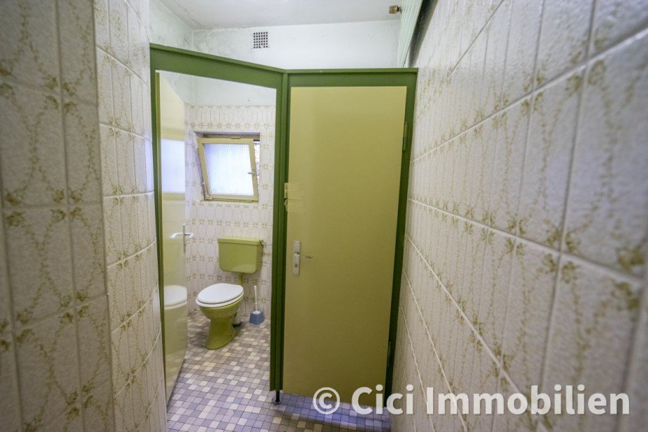 10. WC Damen Gastronomie Neuenrade