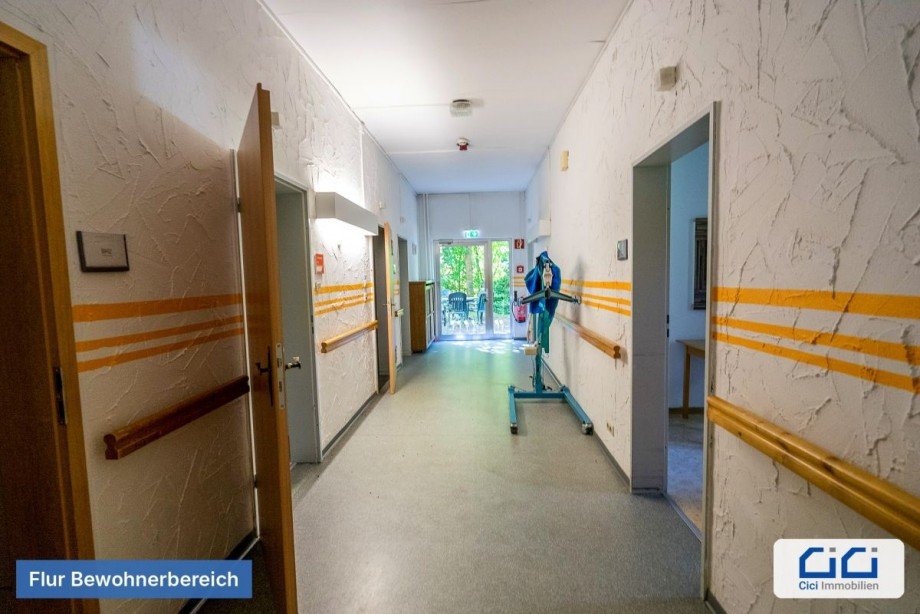 14 Flur Bewohnerbereich Renditeobjekt Werdohl