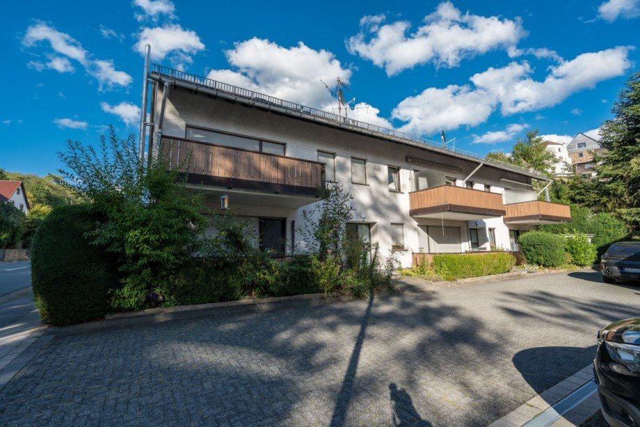 03 Aussenansicht Schraegansicht Maisonettewohnung Altena