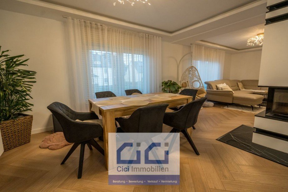 11 Wohn Essbereich EG min Einfamilienhaus Neuenrade