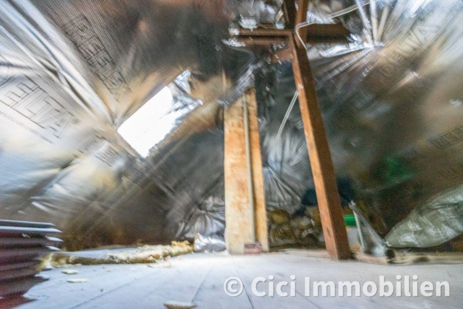 23. Spitzboden Zweifamilienhaus Schalksm�hle