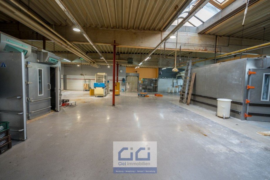 17 Halle Neuenrade