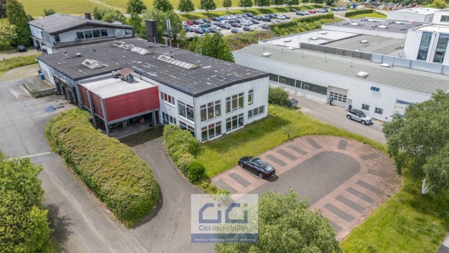 2 Halle Neuenrade