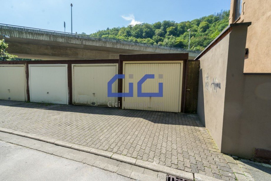 27 Mehrfamilienhaus Altena